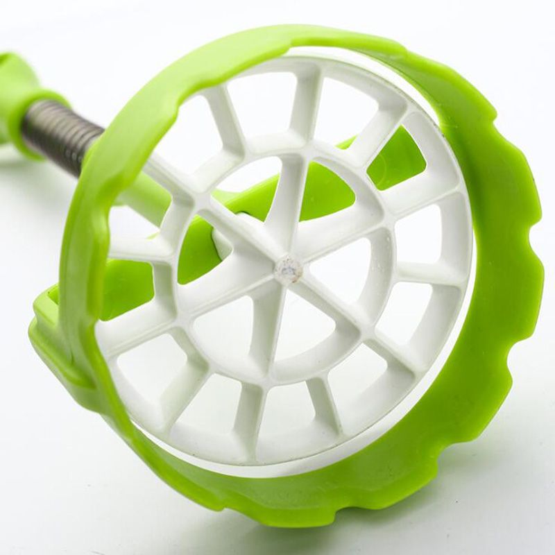 Pump-Action Potato Masher